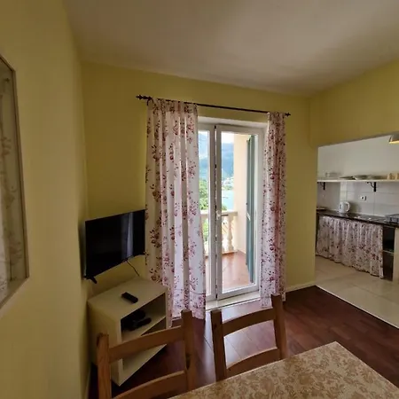Hotel apartamentowy Lukic *
