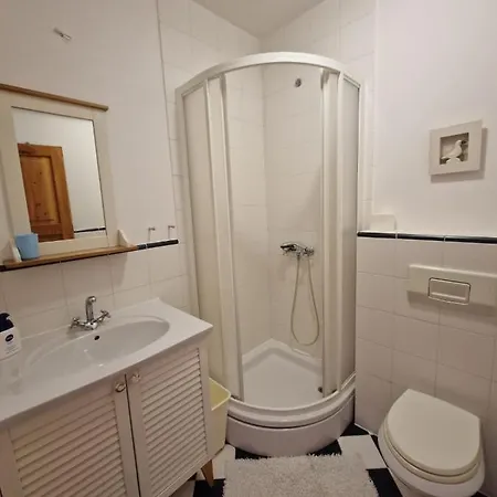 Hotel apartamentowy Lukic *