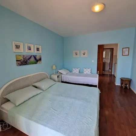 Lukic Hotel apartamentowy *